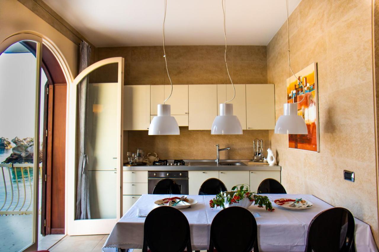 Appartement Agatha House Taormina-With Private Beach Extérieur photo